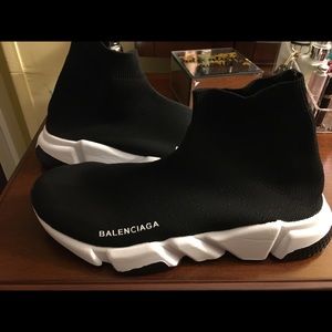 Balenciaga shoes size 42